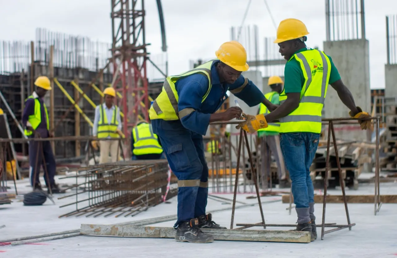 Procura y Construcción
